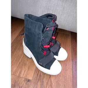 Converse women’s black wedge boot